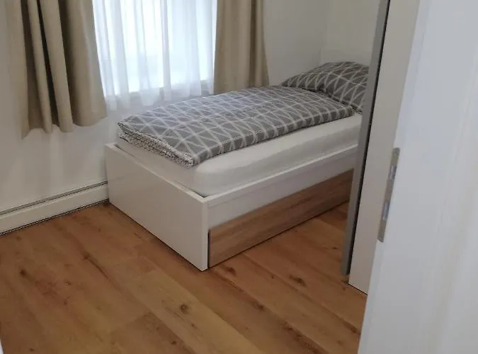 Schmied 1 アパート